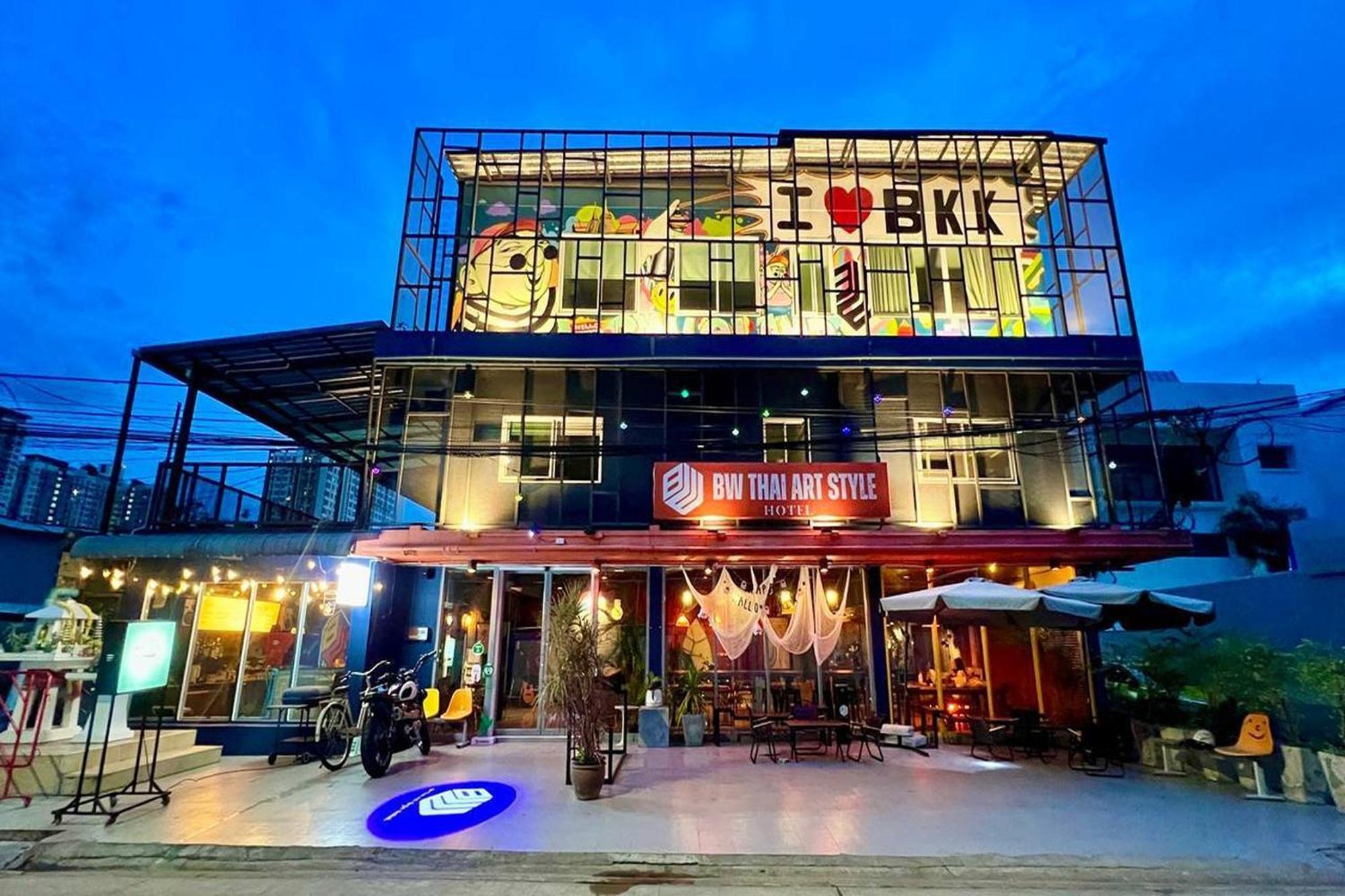 BW Thai Art Style Hotel Bangkok Exterior foto